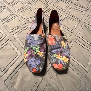 Toms Multicolor Floral Canvas Loafers